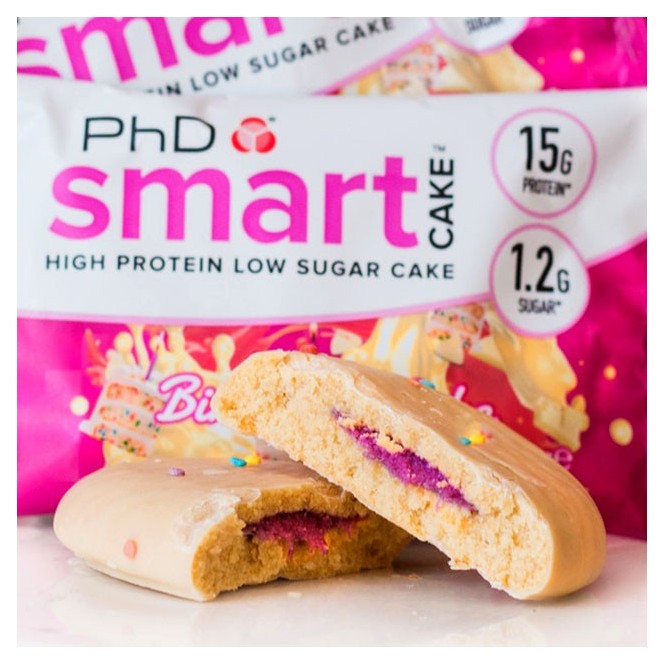 PhD Smart Cake ™ Birthday Cake - ciastko białkowe z masą malinową w polewie z białej czekolady, 15g białka