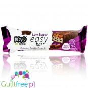 Novo Nutrition Easy Caramel Cookie Crunch - miękki baton proteinowy w mlecznej czekoladzie z chrupkami