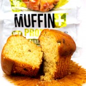 Bake City Protein Muffin Banana Nut - wielki muffin proteinowy 16g białka, z bananami i orzechami