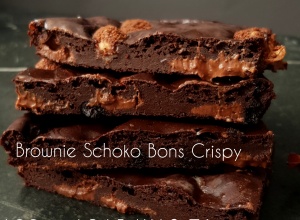 Czekoladowe brownie proteinowe bez cukru a la Kinder Schoko Bons Crispy